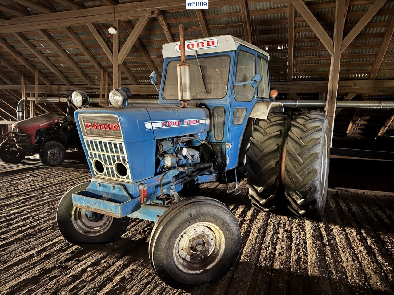 1975 Ford 5000 w/ Twin Wheels - Τρακτέρ: φωτογραφία 1 1975 Ford 5000 w/ Twin Wheels - Τρακτέρ: φωτογραφία 1