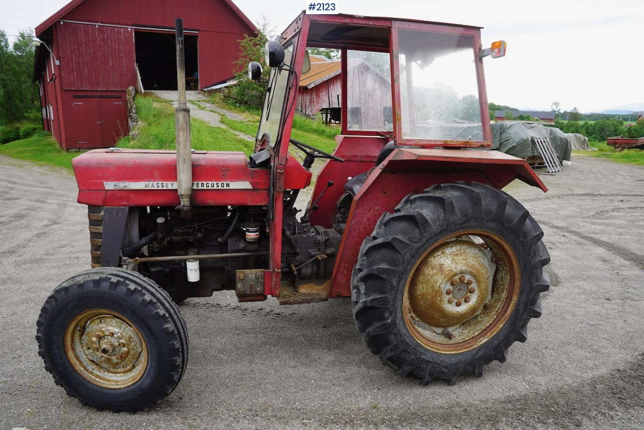 1977 Massey Ferguson 135 - Τρακτέρ: φωτογραφία 1 1977 Massey Ferguson 135 - Τρακτέρ: φωτογραφία 1