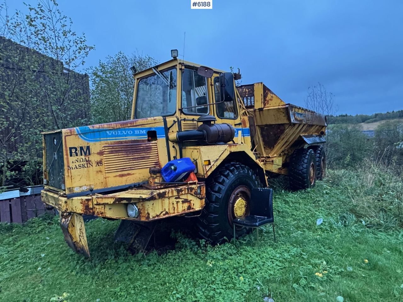 1985 Volvo BM 5350B 6x6 dumper - Αρθρωτό φορτηγό: φωτογραφία 1 1985 Volvo BM 5350B 6x6 dumper - Αρθρωτό φορτηγό: φωτογραφία 1