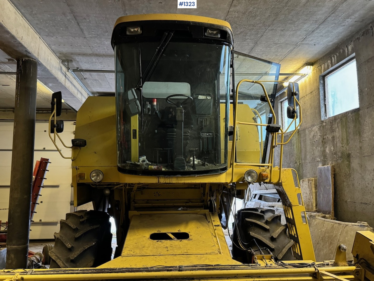 1992 New Holland TC52 Combine - Θεριζοαλωνιστική μηχανή: φωτογραφία 4 1992 New Holland TC52 Combine - Θεριζοαλωνιστική μηχανή: φωτογραφία 4