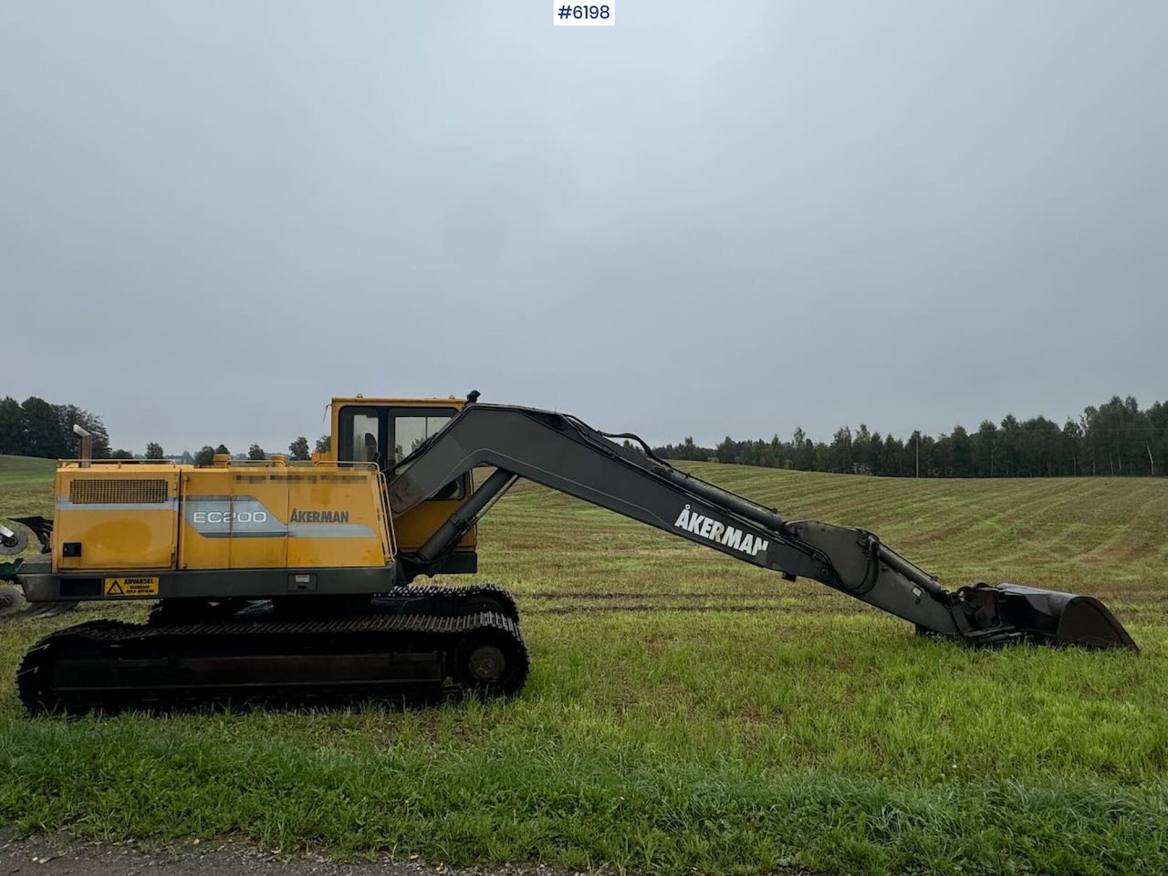 1993 Åkerman EC200 Tracked excavator w/ 2 buckets. New belts and sprocket. - Εκσκαφέας: φωτογραφία 1 1993 Åkerman EC200 Tracked excavator w/ 2 buckets. New belts and sprocket. - Εκσκαφέας: φωτογραφία 1
