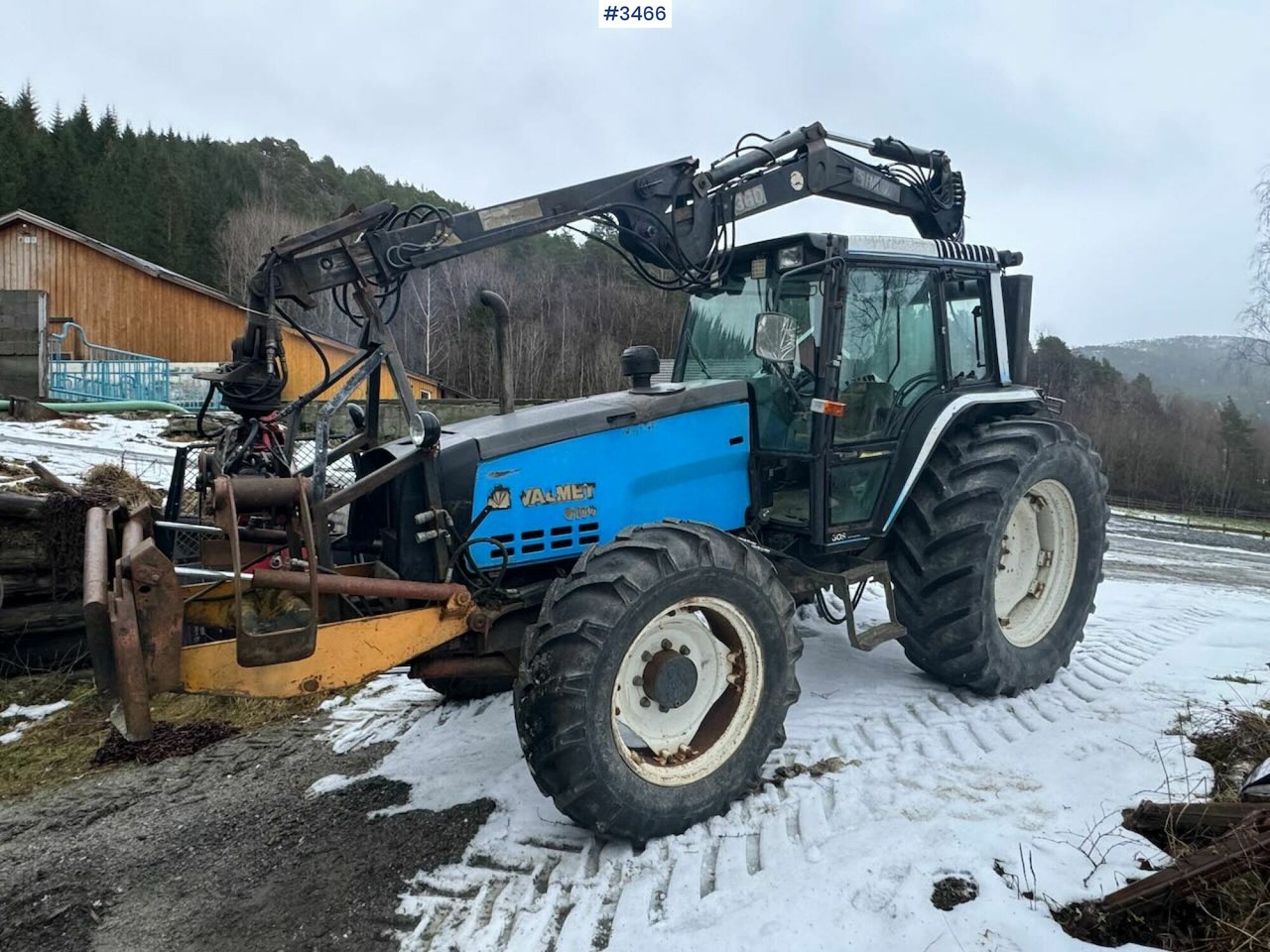 1993 Valmet 8100 m/ Hiab FMV Crane and timber trailer - Τρακτέρ: φωτογραφία 1 1993 Valmet 8100 m/ Hiab FMV Crane and timber trailer - Τρακτέρ: φωτογραφία 1