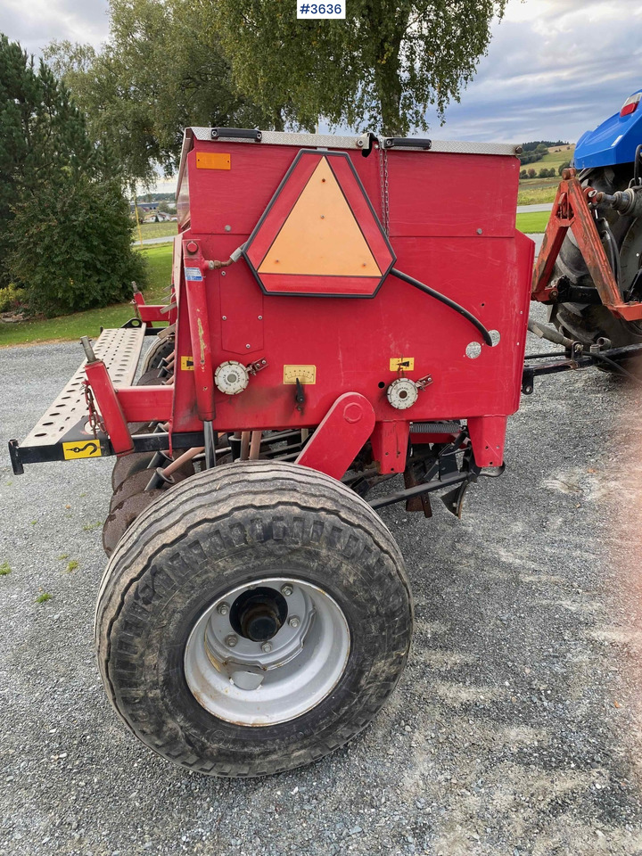 1997 Junkkari Simulta 2500 seed drill - Σπαρτική μηχανή: φωτογραφία 5 1997 Junkkari Simulta 2500 seed drill - Σπαρτική μηχανή: φωτογραφία 5