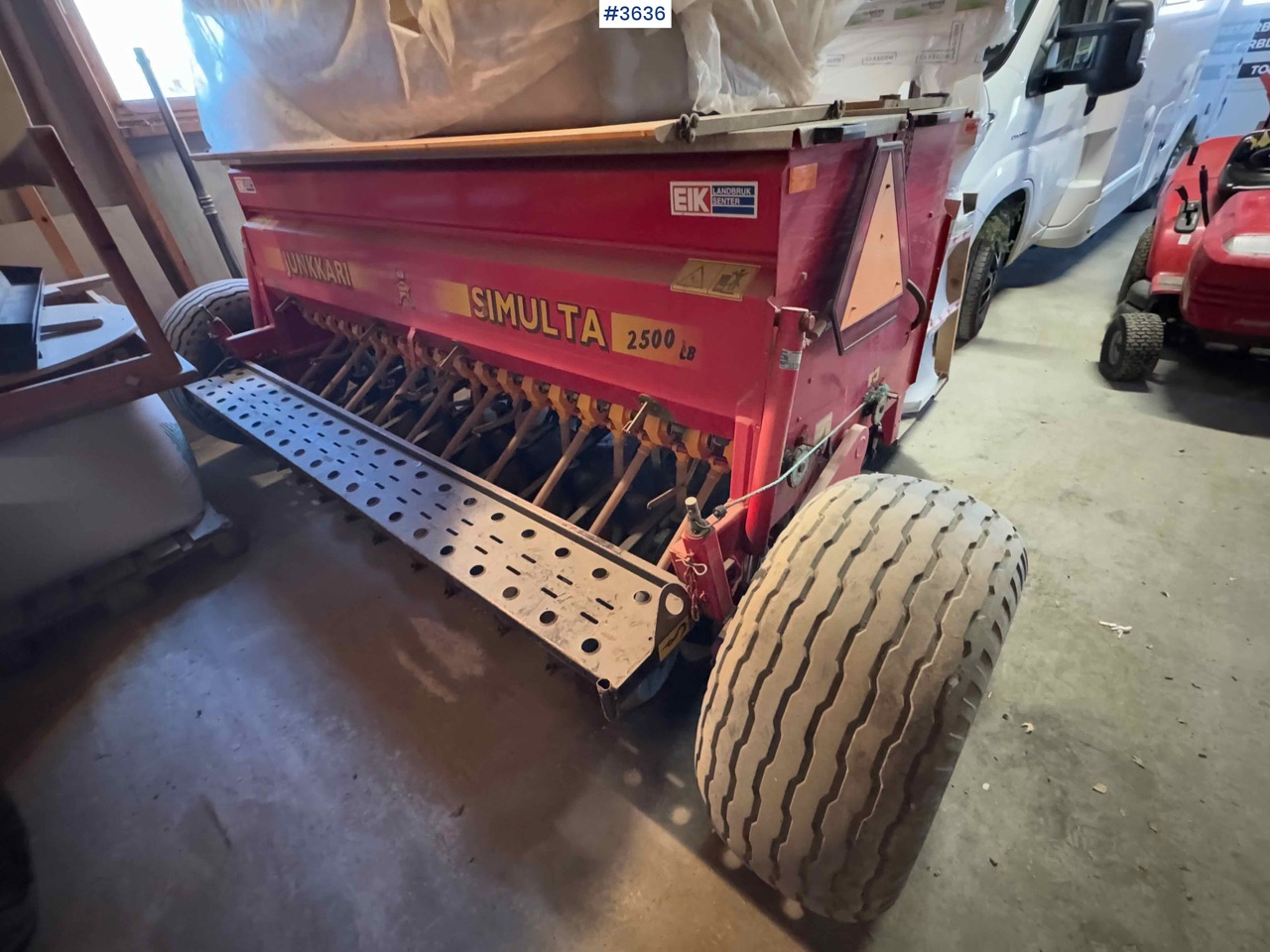 1997 Junkkari Simulta 2500 seed drill - Σπαρτική μηχανή: φωτογραφία 1 1997 Junkkari Simulta 2500 seed drill - Σπαρτική μηχανή: φωτογραφία 1