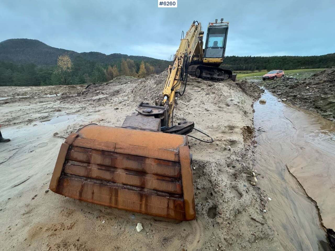 1998 Komatsu PC130-6K with Grading Bucket and Digging Bucket! - Εκσκαφέας: φωτογραφία 4 1998 Komatsu PC130-6K with Grading Bucket and Digging Bucket! - Εκσκαφέας: φωτογραφία 4