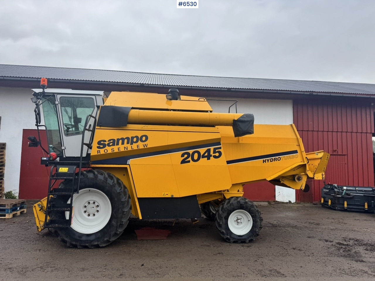 2000 Sampo Rosenlaw SR2045 Combine. 1560 hours! - Θεριζοαλωνιστική μηχανή: φωτογραφία 3 2000 Sampo Rosenlaw SR2045 Combine. 1560 hours! - Θεριζοαλωνιστική μηχανή: φωτογραφία 3