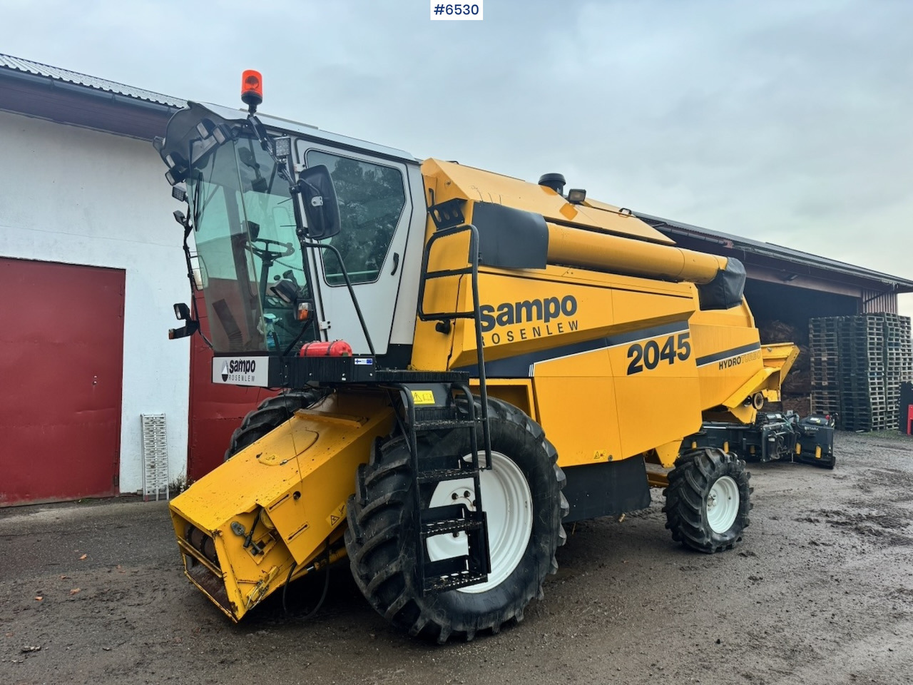 2000 Sampo Rosenlaw SR2045 Combine. 1560 hours! - Θεριζοαλωνιστική μηχανή: φωτογραφία 2 2000 Sampo Rosenlaw SR2045 Combine. 1560 hours! - Θεριζοαλωνιστική μηχανή: φωτογραφία 2