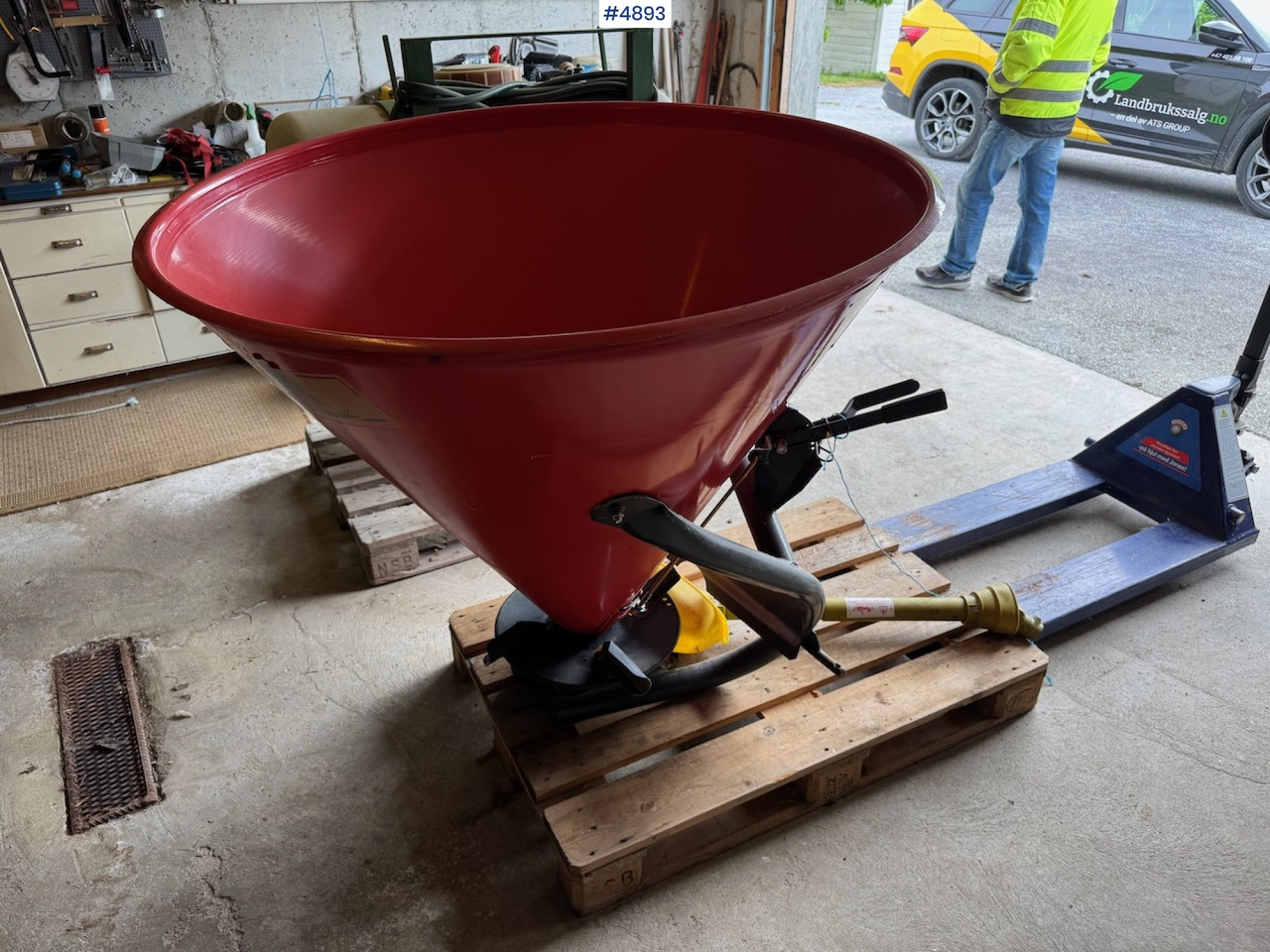 2001 Cavallo C503N. - Λιπασματοδιανομέας: φωτογραφία 3 2001 Cavallo C503N. - Λιπασματοδιανομέας: φωτογραφία 3