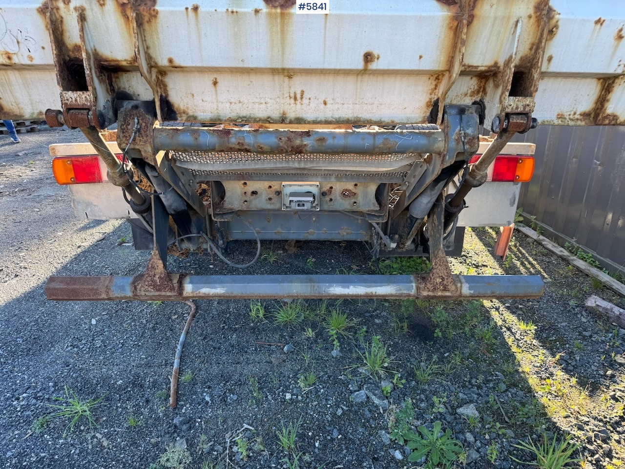 Φορτηγό μεταφοράς εμπορευματοκιβωτίων/ Κινητό αμάξωμα 2002 Volvo FM 6x2.: φωτογραφία 8 Φορτηγό μεταφοράς εμπορευματοκιβωτίων/ Κινητό αμάξωμα 2002 Volvo FM 6x2.: φωτογραφία 8