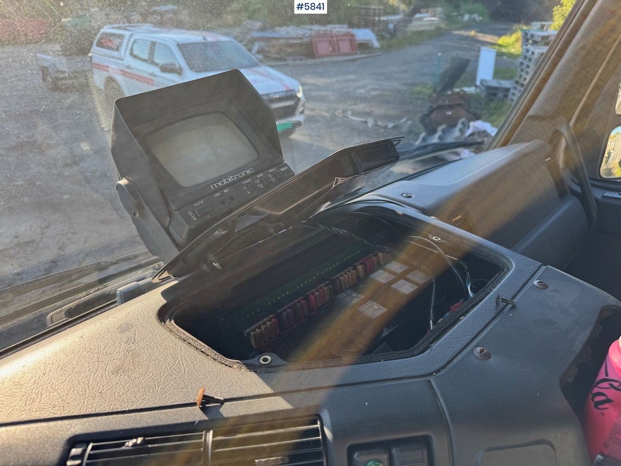 Φορτηγό μεταφοράς εμπορευματοκιβωτίων/ Κινητό αμάξωμα 2002 Volvo FM 6x2.: φωτογραφία 18 Φορτηγό μεταφοράς εμπορευματοκιβωτίων/ Κινητό αμάξωμα 2002 Volvo FM 6x2.: φωτογραφία 18