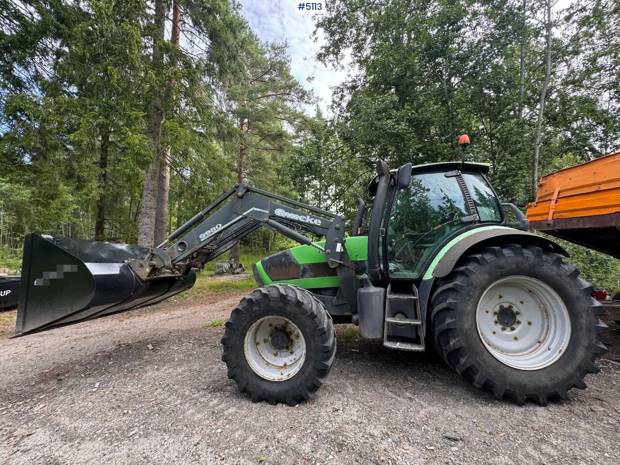 Τρακτέρ 2004 Deutz-Fahr Agrotron TTV 1130 w/ front loader: φωτογραφία 13