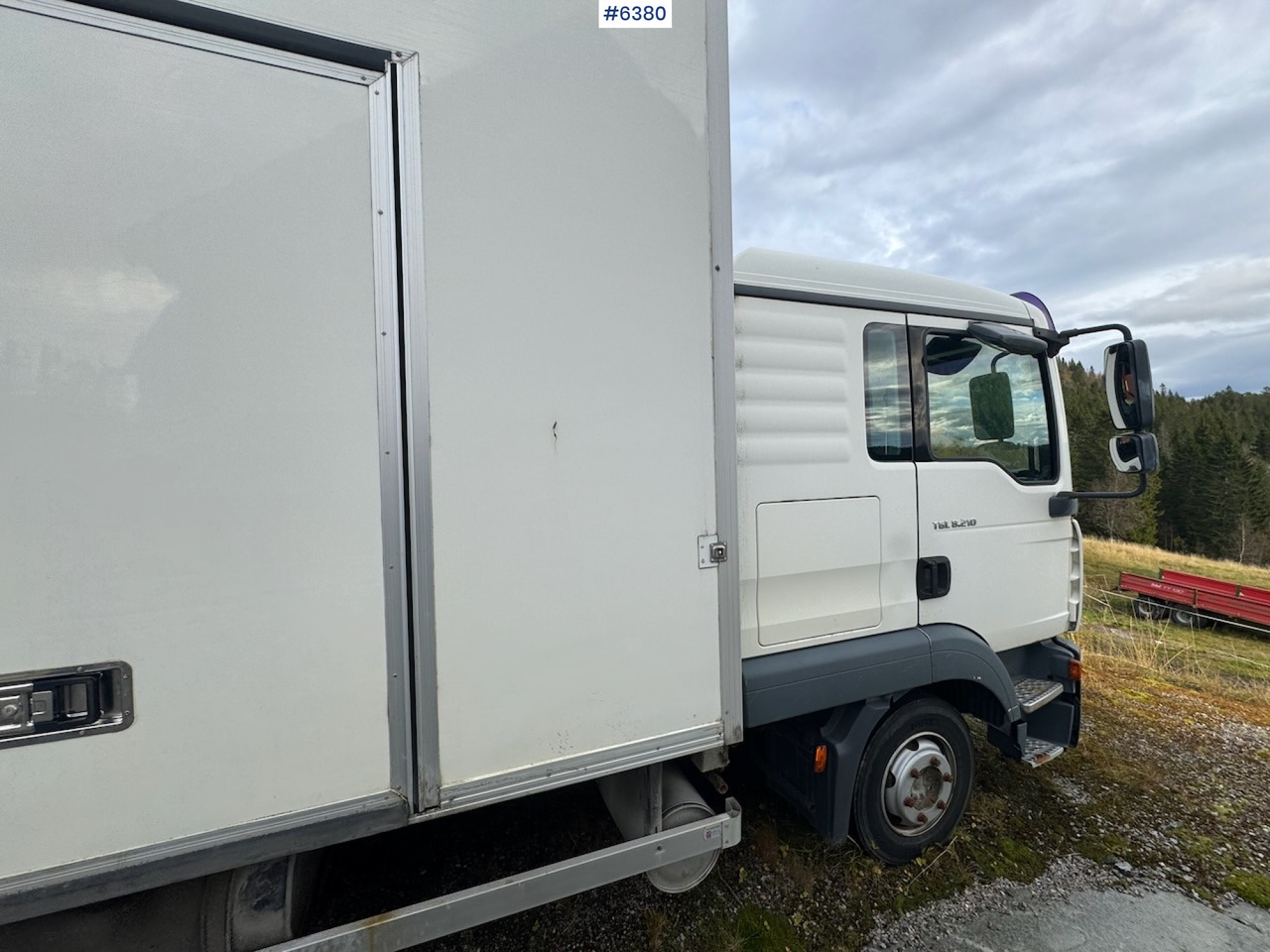 2006 MAN TGL. 8.210 box truck - Φορτηγό κόφα: φωτογραφία 4 2006 MAN TGL. 8.210 box truck - Φορτηγό κόφα: φωτογραφία 4