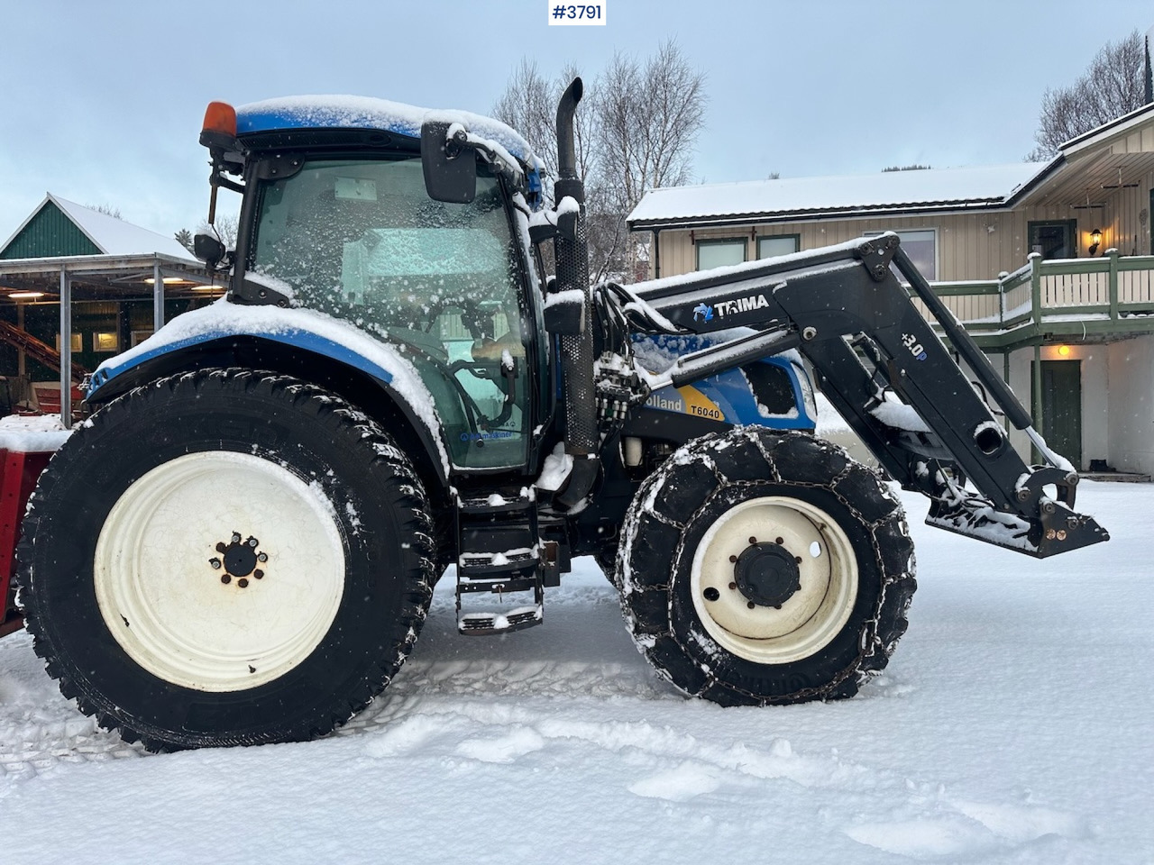 2010 New Holland T6040 4x4 plow rigged tractor w/ Trima +3.0p front loader, brand new chains, snow bucket and Westbjørn snow blower. WATCH VIDEO. - Τρακτέρ: φωτογραφία 3 2010 New Holland T6040 4x4 plow rigged tractor w/ Trima +3.0p front loader, brand new chains, snow bucket and Westbjørn snow blower. WATCH VIDEO. - Τρακτέρ: φωτογραφία 3