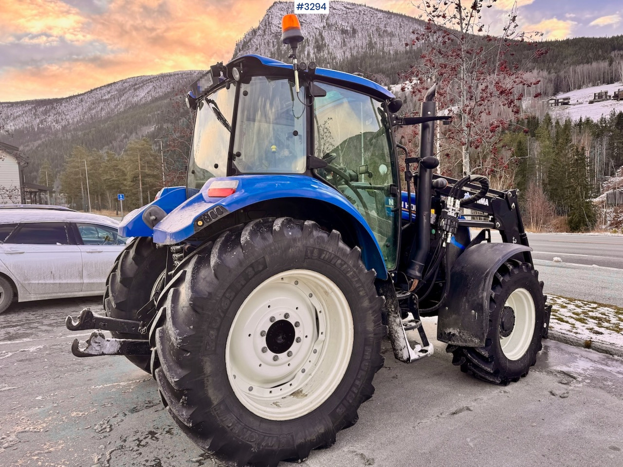 2013 New Holland T5.95 with Trima +2.1P Front Loader. New Engine! - Τρακτέρ: φωτογραφία 5 2013 New Holland T5.95 with Trima +2.1P Front Loader. New Engine! - Τρακτέρ: φωτογραφία 5