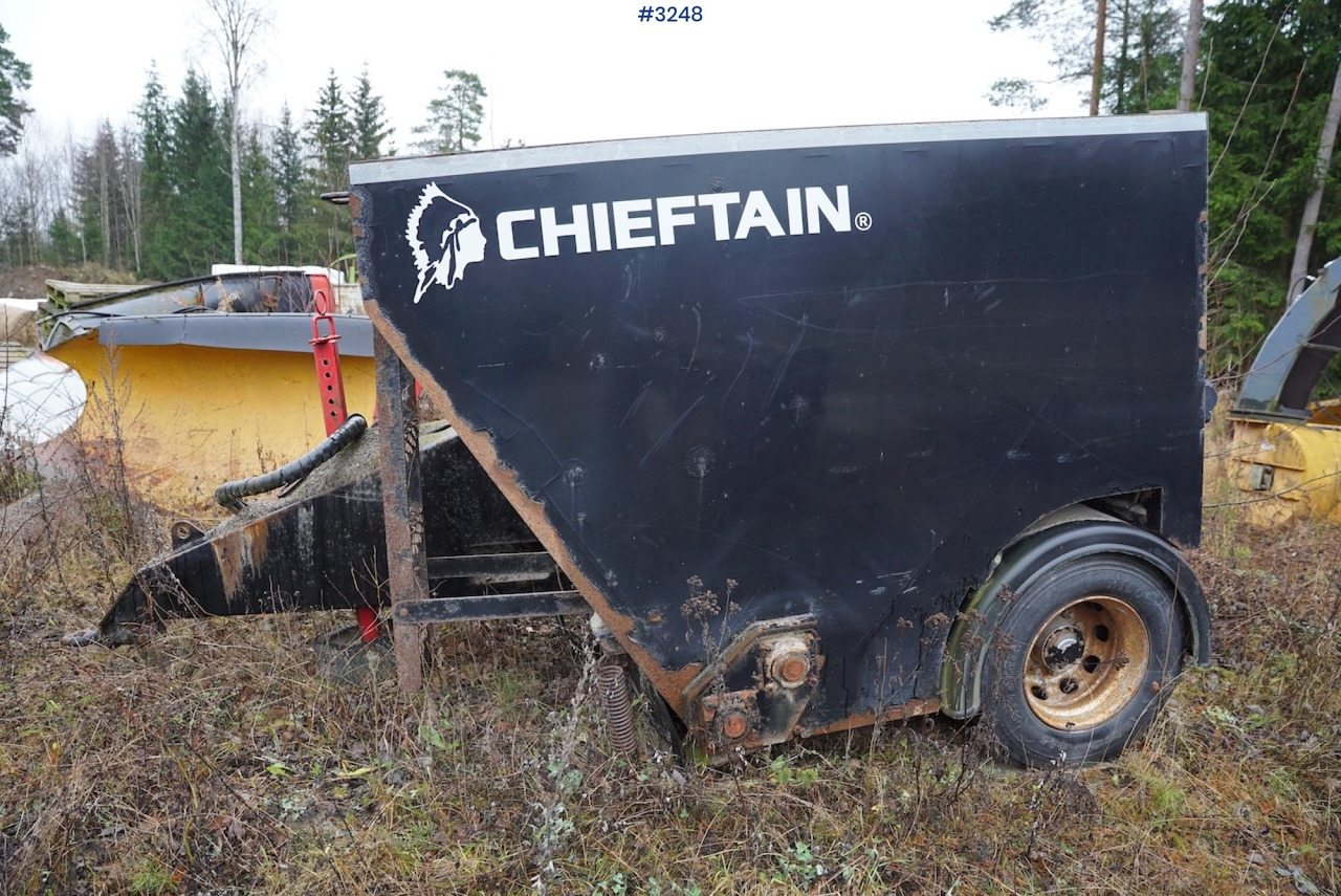 2017 Chieftain Spreader - Αλατιέρα: φωτογραφία 2 2017 Chieftain Spreader - Αλατιέρα: φωτογραφία 2
