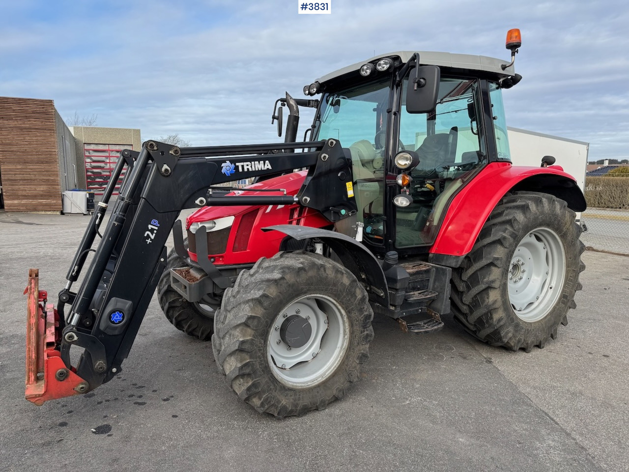 2017 Massey Ferguson 5610 w/front loader. - Τρακτέρ: φωτογραφία 2 2017 Massey Ferguson 5610 w/front loader. - Τρακτέρ: φωτογραφία 2