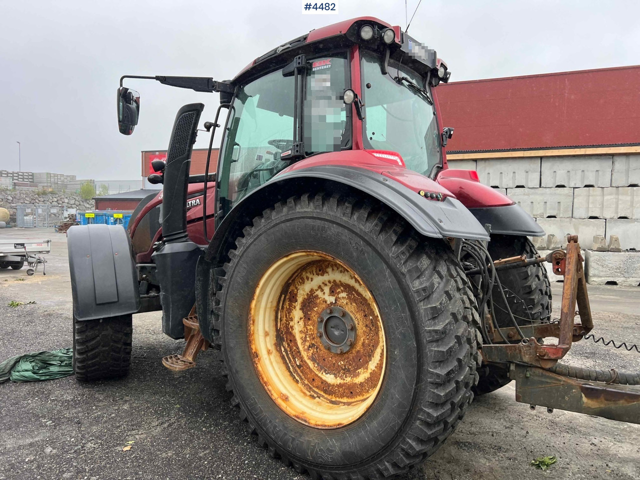 2017 Valtra T234 tractor Plow rigged Tractor w/ 2011 Foss-Eik 5.150 Trailer - Τρακτέρ: φωτογραφία 3 2017 Valtra T234 tractor Plow rigged Tractor w/ 2011 Foss-Eik 5.150 Trailer - Τρακτέρ: φωτογραφία 3