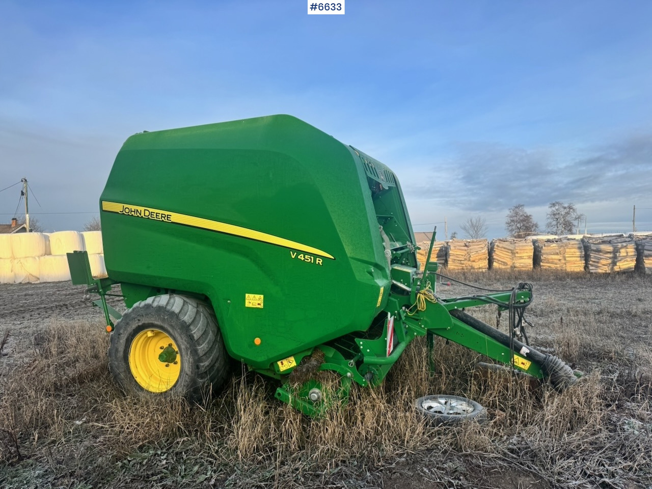 2018 John Deere V451R Round baler - Σανού και κτηνοτροφικά μηχανήματα: φωτογραφία 2 2018 John Deere V451R Round baler - Σανού και κτηνοτροφικά μηχανήματα: φωτογραφία 2