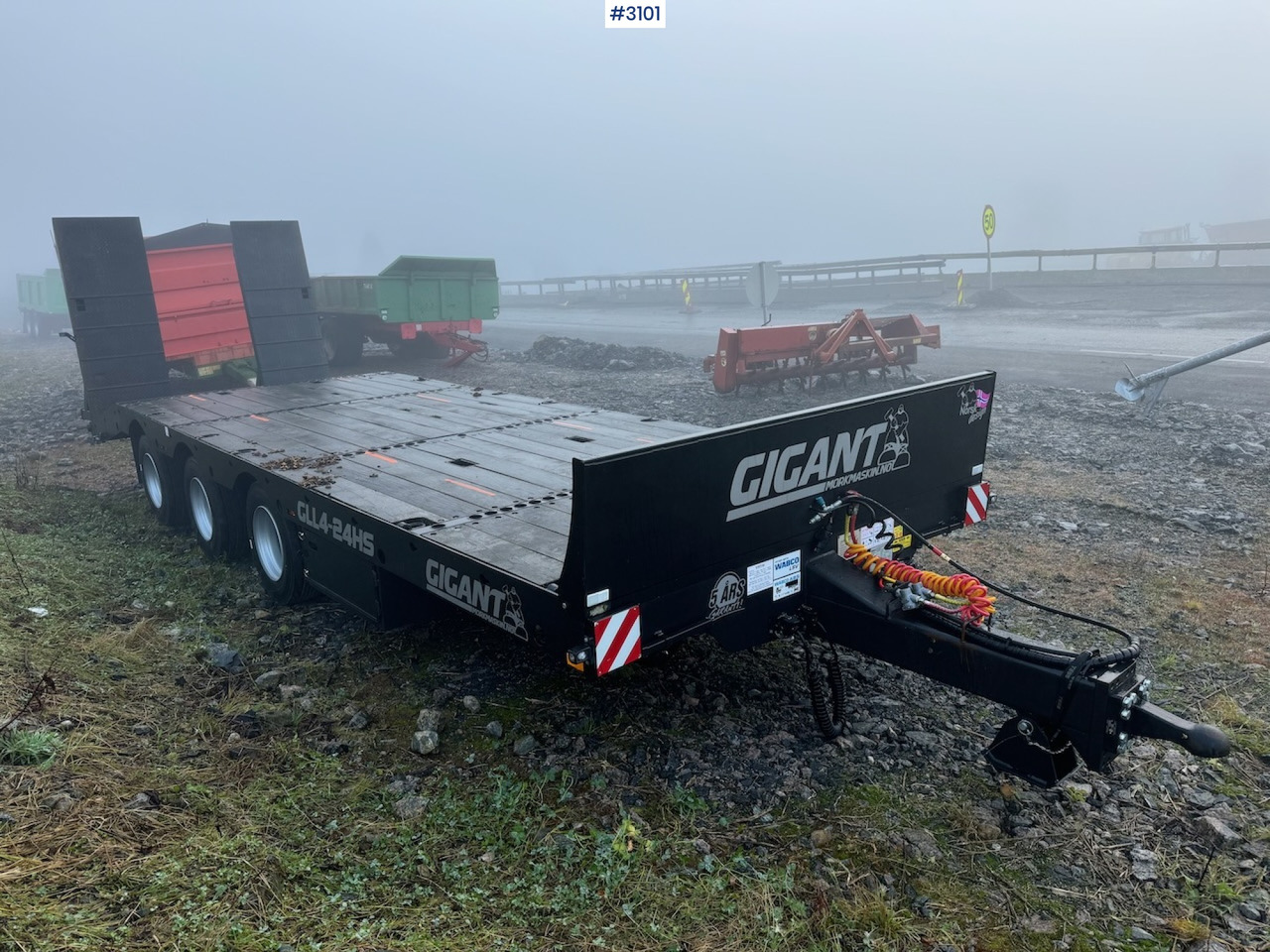 2021 Gigant Machine trailer with drive bridges - Ρυμούλκα με χαμηλό δάπεδο: φωτογραφία 4 2021 Gigant Machine trailer with drive bridges - Ρυμούλκα με χαμηλό δάπεδο: φωτογραφία 4