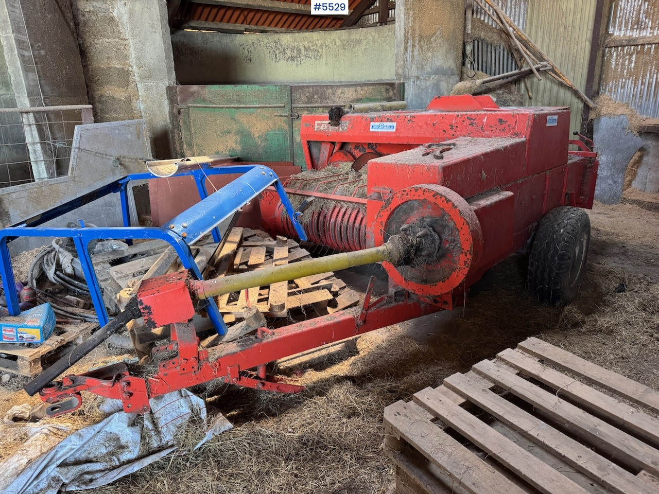 Deutz Fahr Square baler. - Σανού και κτηνοτροφικά μηχανήματα: φωτογραφία 1 Deutz Fahr Square baler. - Σανού και κτηνοτροφικά μηχανήματα: φωτογραφία 1