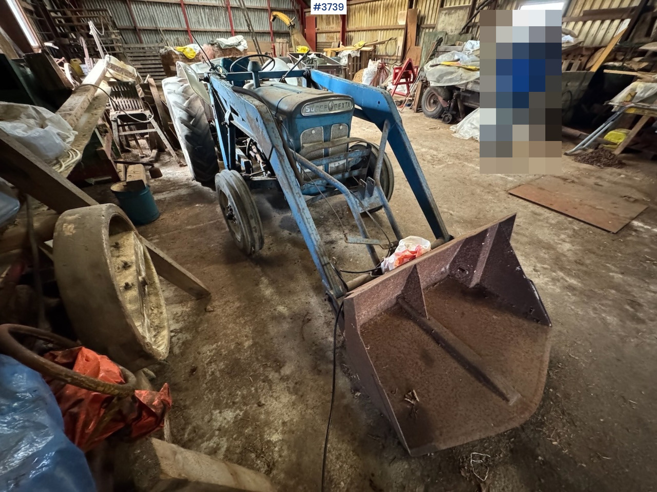 Ford Super Dexta w/front loader - Τρακτέρ: φωτογραφία 4 Ford Super Dexta w/front loader - Τρακτέρ: φωτογραφία 4