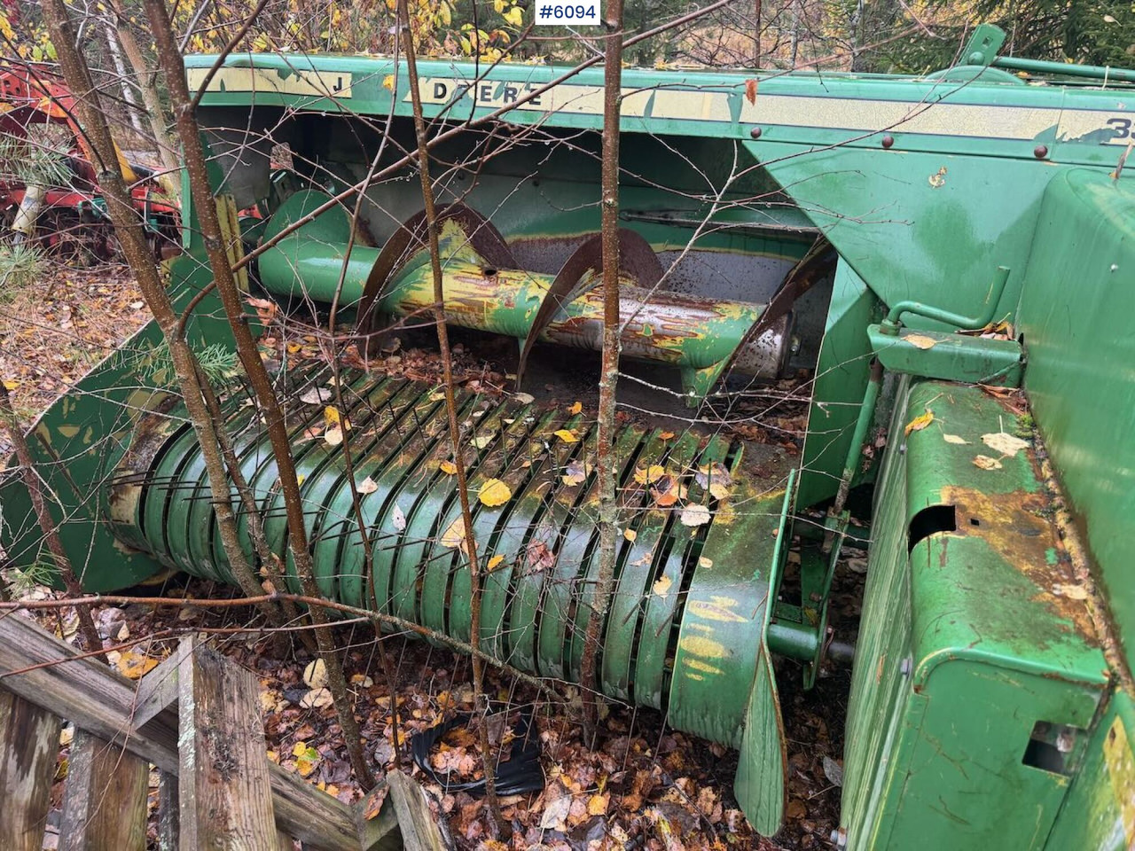 John Deere 332 - Σανού και κτηνοτροφικά μηχανήματα: φωτογραφία 5 John Deere 332 - Σανού και κτηνοτροφικά μηχανήματα: φωτογραφία 5