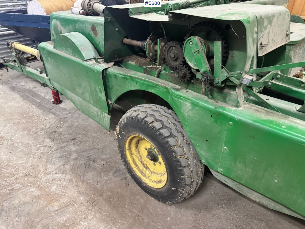 John Deere 342 Square Baler - Σανού και κτηνοτροφικά μηχανήματα: φωτογραφία 3 John Deere 342 Square Baler - Σανού και κτηνοτροφικά μηχανήματα: φωτογραφία 3