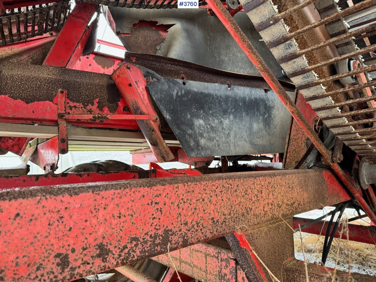 Πατατοεξαγωγέας Kverneland N2100 Potetopptaker with Kverneland desmantling machine.: φωτογραφία 31