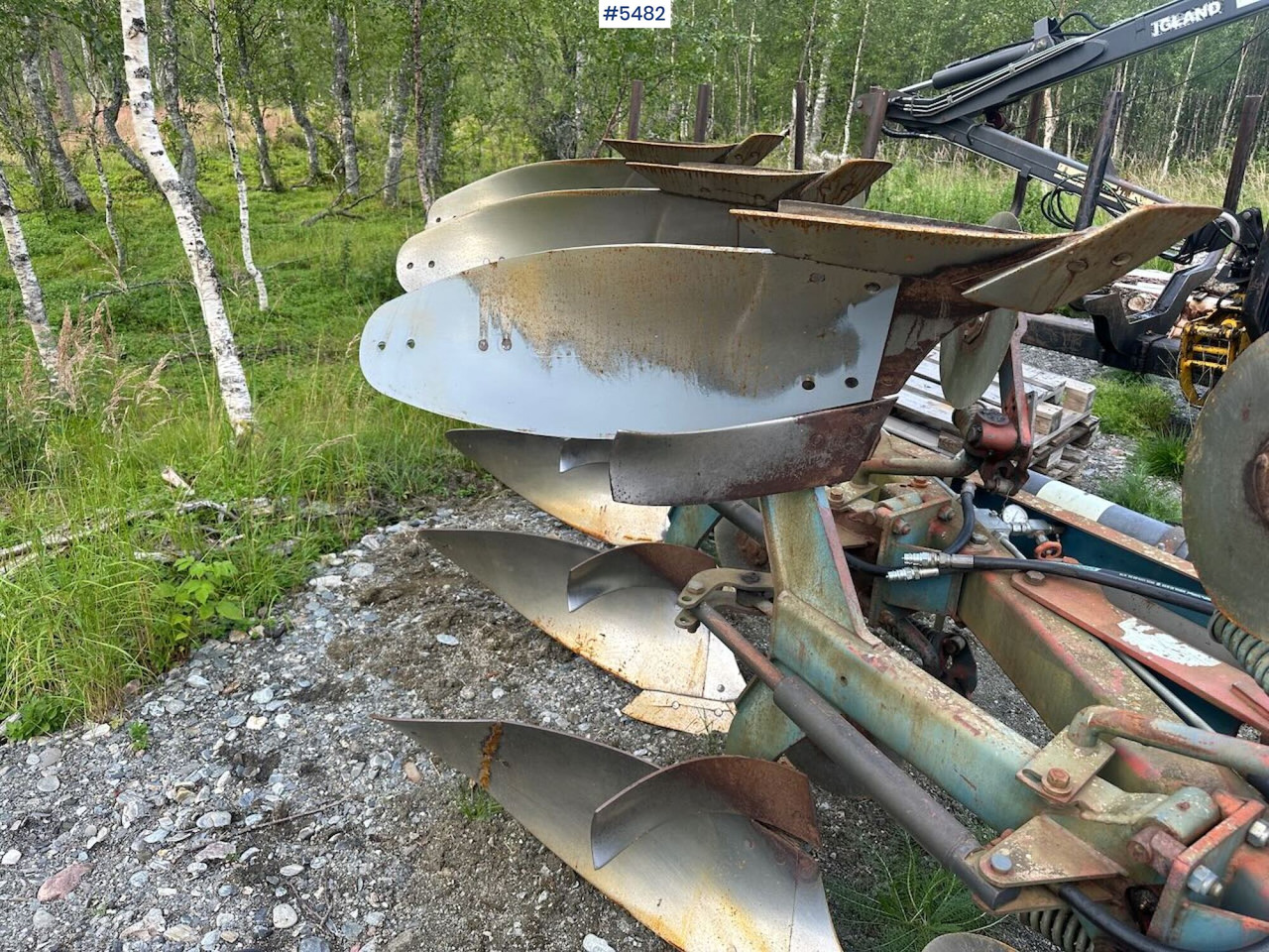 Μίσθωση  Øverum CV 398 H 3-furrow reversible plow Øverum CV 398 H 3-furrow reversible plow: φωτογραφία 6