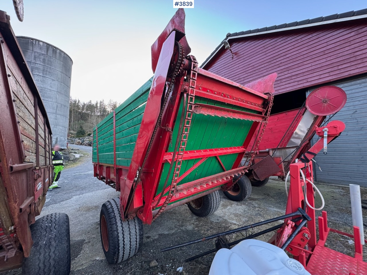 Σανού και κτηνοτροφικά μηχανήματα Underhaug Forage wagon long type.: φωτογραφία 7