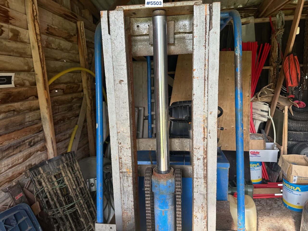 Volvo electric truck - Περονοφόρο όχημα: φωτογραφία 4 Volvo electric truck - Περονοφόρο όχημα: φωτογραφία 4