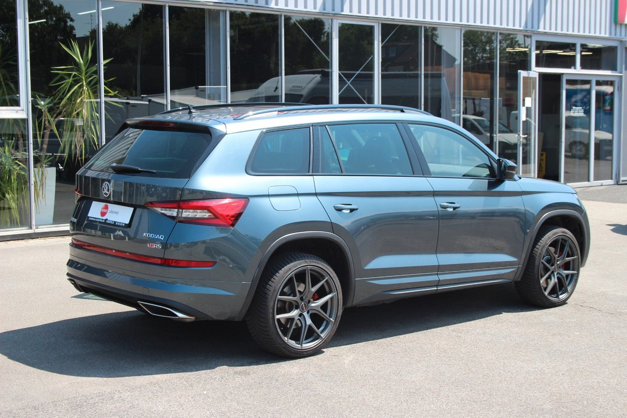 Skoda Kodiaq RS 4x4 ACC Std-Hzg Pano Alcant LED Canton - SUV: φωτογραφία 3 Skoda Kodiaq RS 4x4 ACC Std-Hzg Pano Alcant LED Canton - SUV: φωτογραφία 3