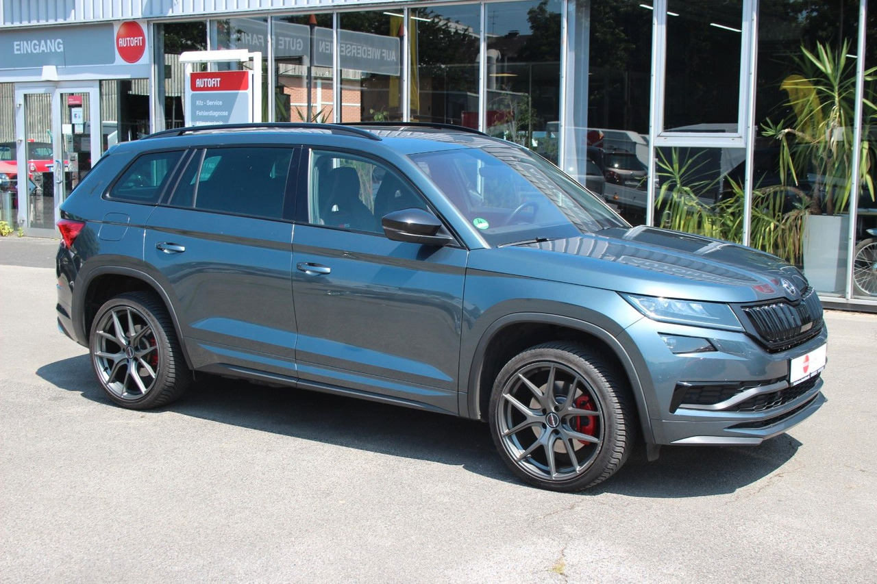 Skoda Kodiaq RS 4x4 ACC Std-Hzg Pano Alcant LED Canton - SUV: φωτογραφία 1 Skoda Kodiaq RS 4x4 ACC Std-Hzg Pano Alcant LED Canton - SUV: φωτογραφία 1
