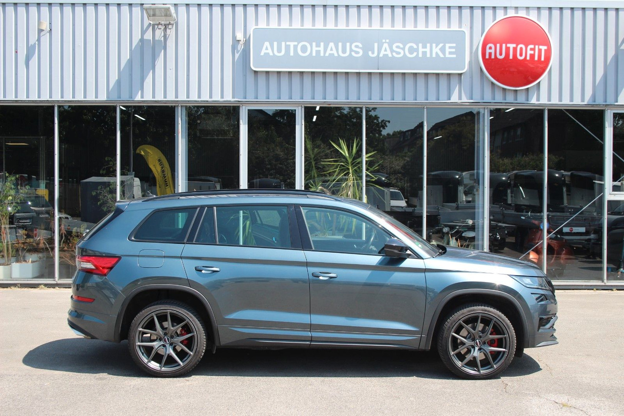 Skoda Kodiaq RS 4x4 ACC Std-Hzg Pano Alcant LED Canton - SUV: φωτογραφία 2 Skoda Kodiaq RS 4x4 ACC Std-Hzg Pano Alcant LED Canton - SUV: φωτογραφία 2