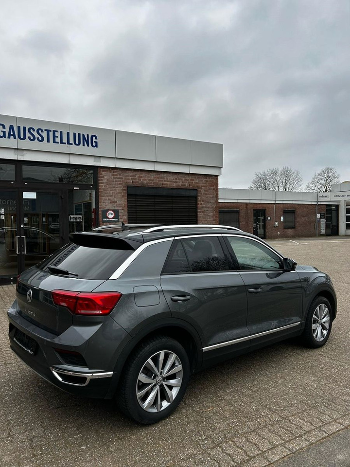 Volkswagen T-Roc Style - SUV: φωτογραφία 4 Volkswagen T-Roc Style - SUV: φωτογραφία 4