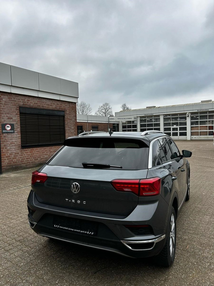 Volkswagen T-Roc Style - SUV: φωτογραφία 4 Volkswagen T-Roc Style - SUV: φωτογραφία 4