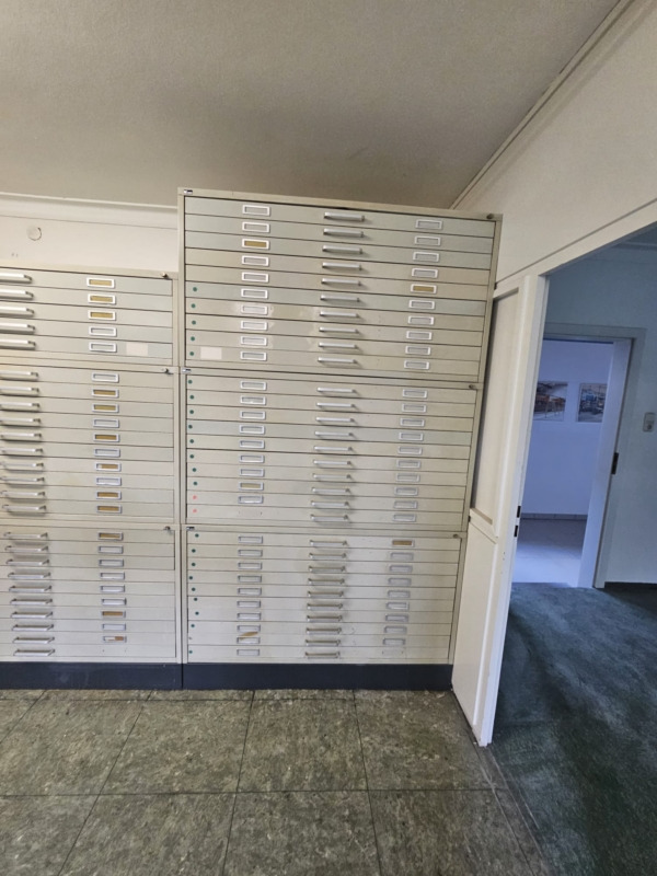 Zeichnungsschraenke - Εργαλείο/ Εξοπλισμός: φωτογραφία 2 Zeichnungsschraenke - Εργαλείο/ Εξοπλισμός: φωτογραφία 2