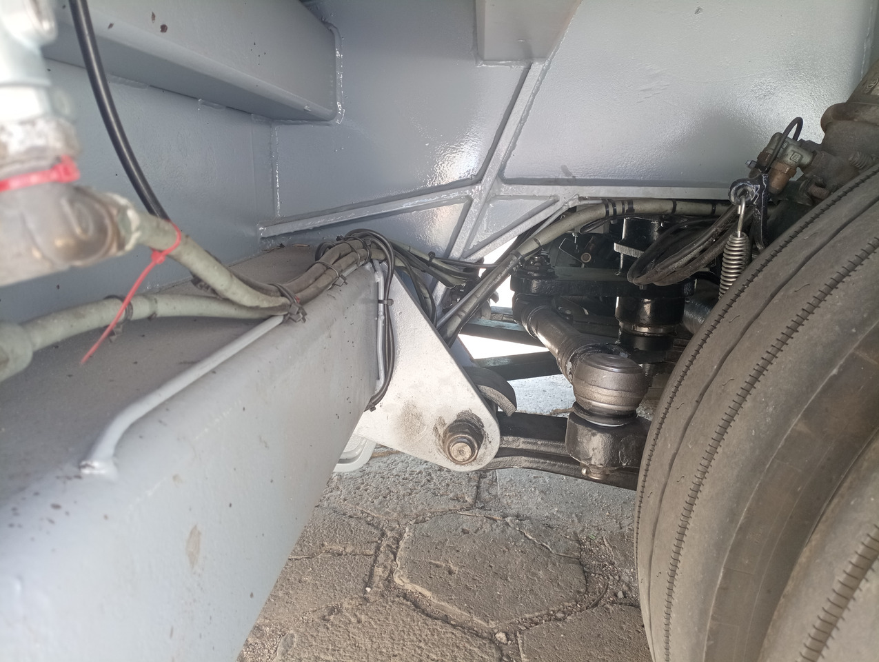 BERTOJA Tiefbett marki Bertoja 2-osie skrętne po kapitalnym remoncie - Επικαθήμενο με χαμηλό δάπεδο: φωτογραφία 4 BERTOJA Tiefbett marki Bertoja 2-osie skrętne po kapitalnym remoncie - Επικαθήμενο με χαμηλό δάπεδο: φωτογραφία 4