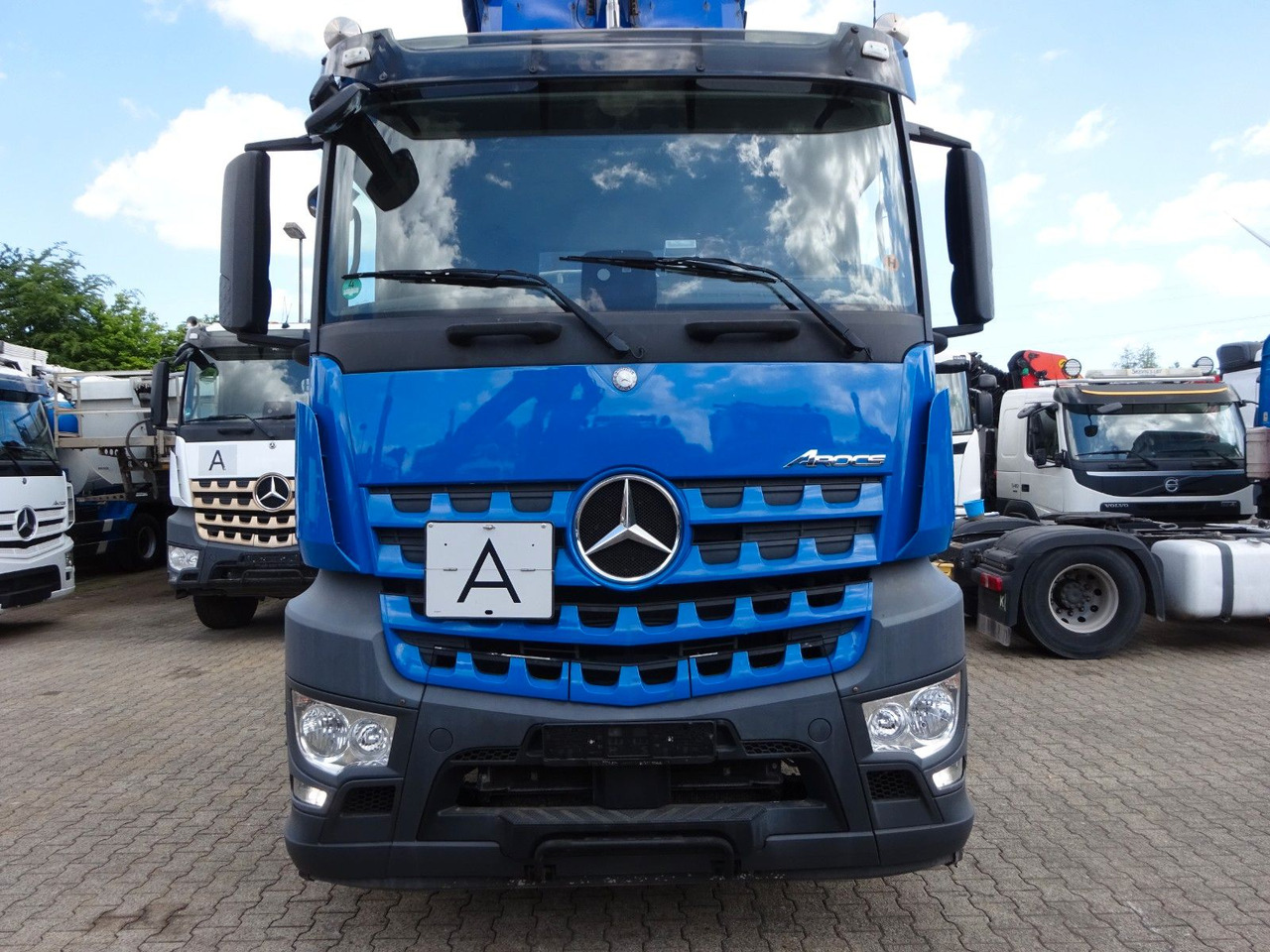 Mercedes-Benz 1853 Arocs SZM mit Kipperpumpe - Τράκτορας: φωτογραφία 4 Mercedes-Benz 1853 Arocs SZM mit Kipperpumpe - Τράκτορας: φωτογραφία 4