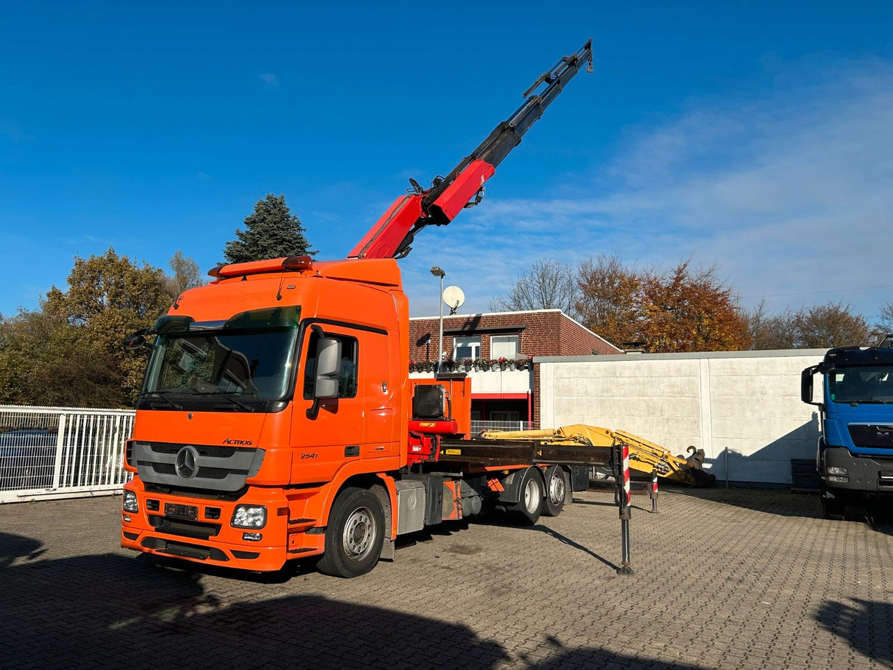 Mercedes-Benz 2541 Actros Plattform + FASSI Kran 6X2 - Φορτηγό με γερανό: φωτογραφία 3 Mercedes-Benz 2541 Actros Plattform + FASSI Kran 6X2 - Φορτηγό με γερανό: φωτογραφία 3