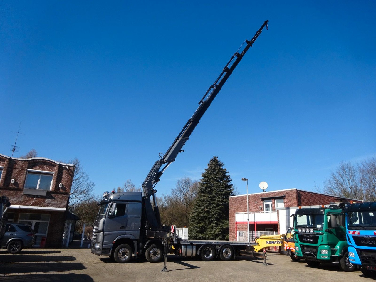 Mercedes-Benz 3453 Plattform + Fassi F820 Kran 8x2 Mercedes-Benz 3453 FASSI F820 Kran 8x Hydr. Ausschub - Φορτηγό με γερανό, Φορτηγό με ανοιχτή καρότσα: φωτογραφία 3 Mercedes-Benz 3453 Plattform + Fassi F820 Kran 8x2 Mercedes-Benz 3453 FASSI F820 Kran 8x Hydr. Ausschub - Φορτηγό με γερανό, Φορτηγό με ανοιχτή καρότσα: φωτογραφία 3