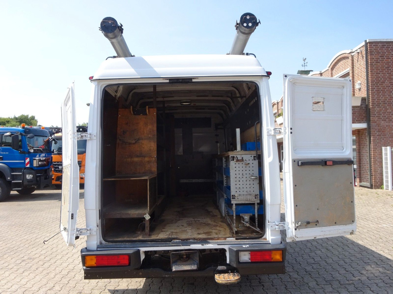 Βαν Mercedes-Benz 616D Vario Kastenwagen 4x2: φωτογραφία 7