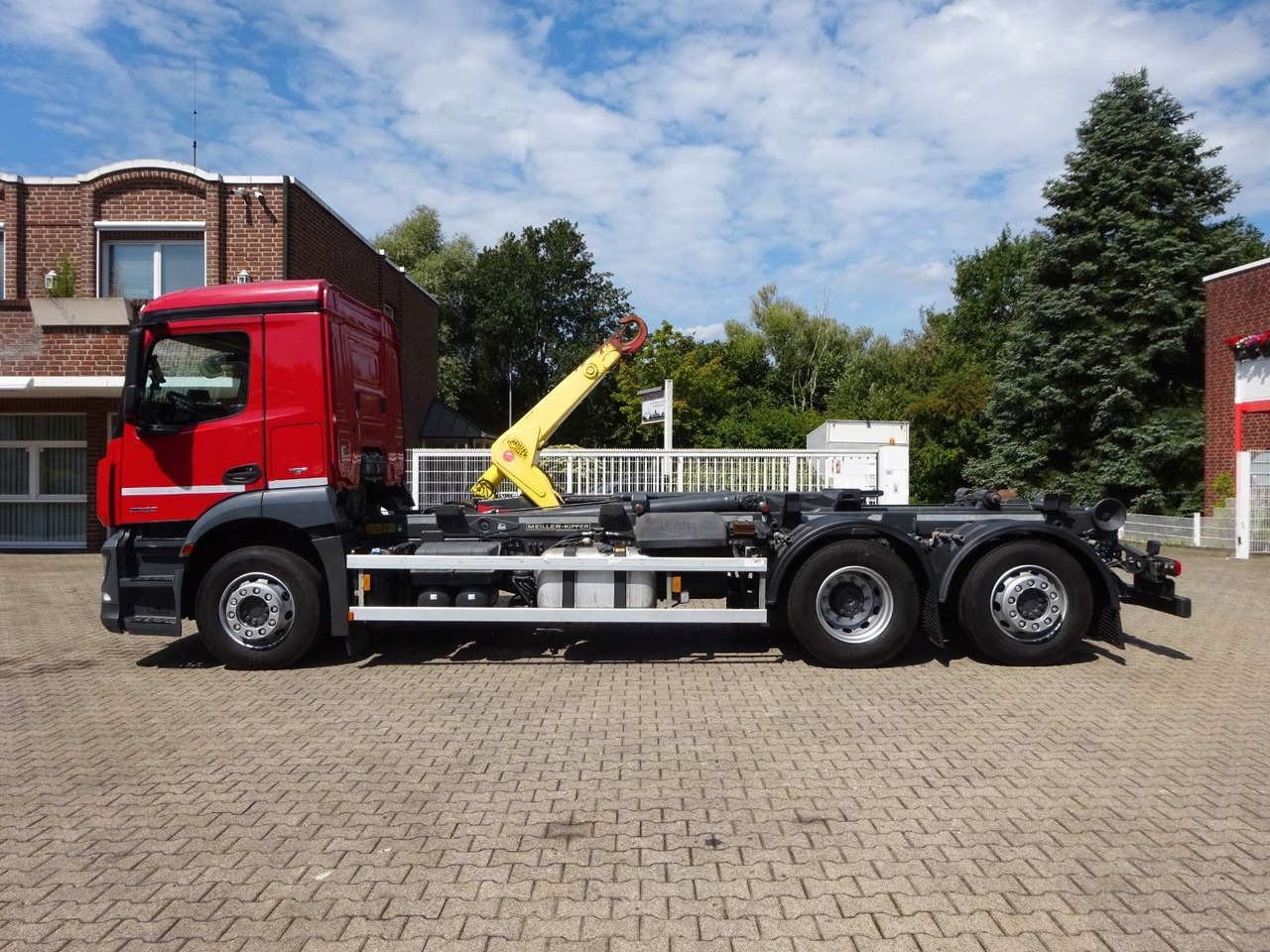 Mercedes-Benz Antos 2532 MEILLER Abroller Lift+Lenkachse 6x2 - Φορτηγό φόρτωσης γάντζου: φωτογραφία 5 Mercedes-Benz Antos 2532 MEILLER Abroller Lift+Lenkachse 6x2 - Φορτηγό φόρτωσης γάντζου: φωτογραφία 5
