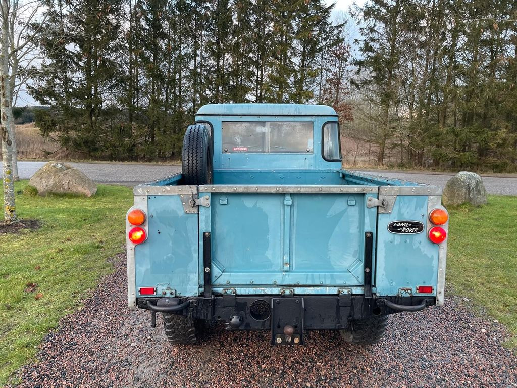 Land Rover Serie II A 109 Pickup - SUV: φωτογραφία 5 Land Rover Serie II A 109 Pickup - SUV: φωτογραφία 5