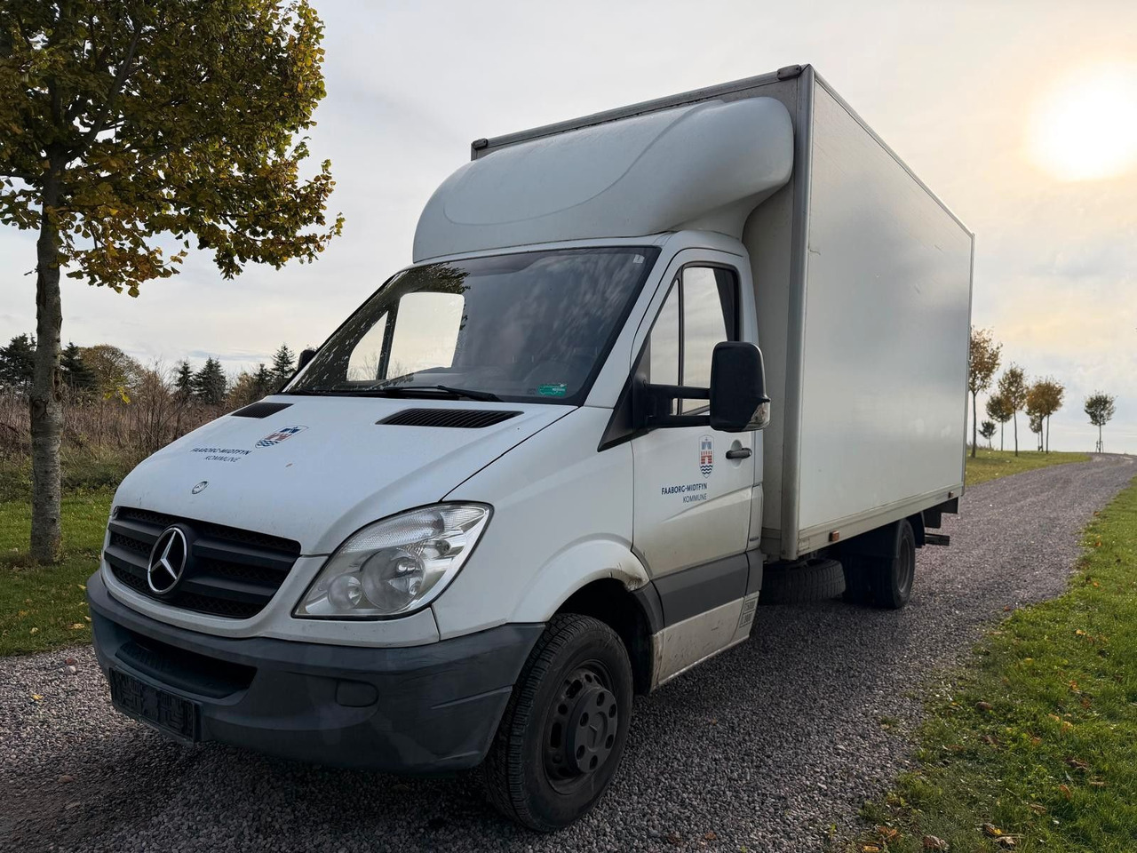 Mercedes-Benz Sprinter II Box + Lift - Βαν: φωτογραφία 1 Mercedes-Benz Sprinter II Box + Lift - Βαν: φωτογραφία 1