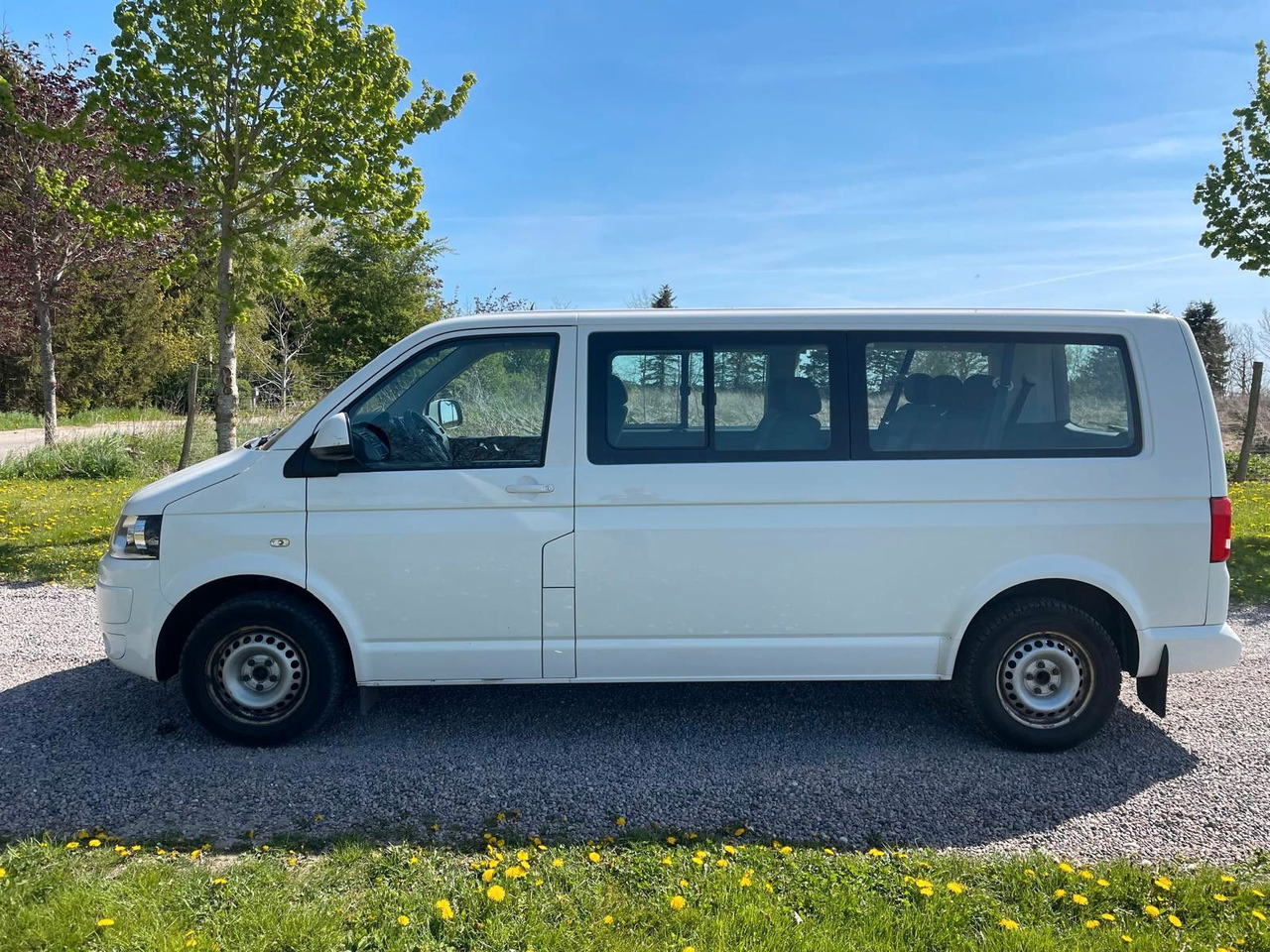 Volkswagen T5 Transporter Bus Caravelle Comfortline lang - Επιβατικό βαν: φωτογραφία 2 Volkswagen T5 Transporter Bus Caravelle Comfortline lang - Επιβατικό βαν: φωτογραφία 2