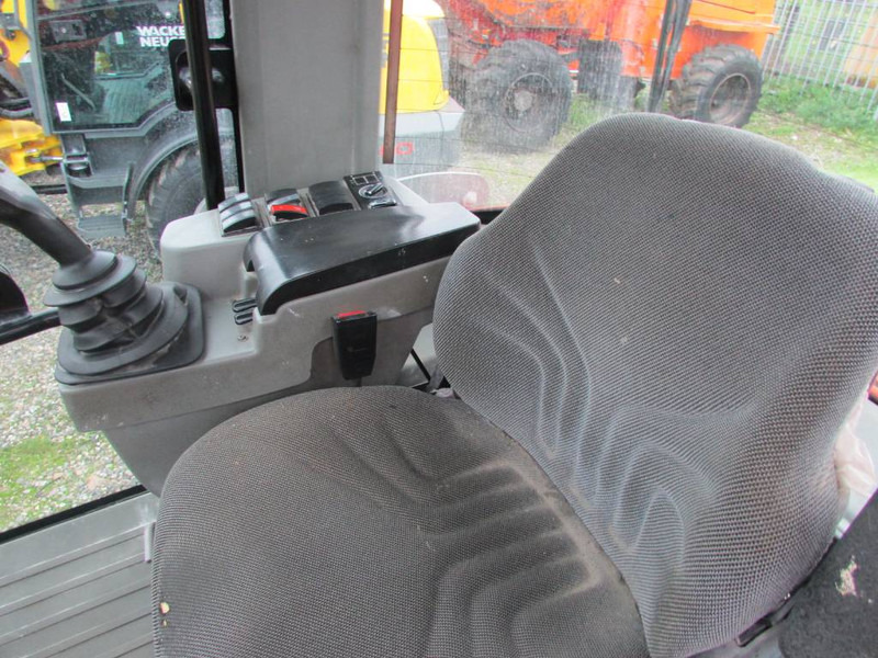 Ελαστιχοφόρος φορτωτής Atlas Weycor 65 e / AR 65 Radlader 29.000 EUR: φωτογραφία 10