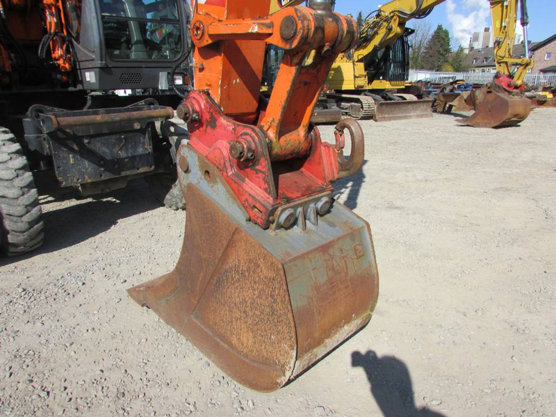 Hitachi ZX 140 W-3 Mobilbagger 48.000 EUR / Klima - Τροχοφόρος εκσκαφέας: φωτογραφία 4 Hitachi ZX 140 W-3 Mobilbagger 48.000 EUR / Klima - Τροχοφόρος εκσκαφέας: φωτογραφία 4