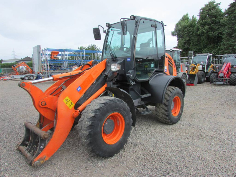 Komatsu WA 100 M-7 Radlader 29.000 EUR - Ελαστιχοφόρος φορτωτής: φωτογραφία 2 Komatsu WA 100 M-7 Radlader 29.000 EUR - Ελαστιχοφόρος φορτωτής: φωτογραφία 2