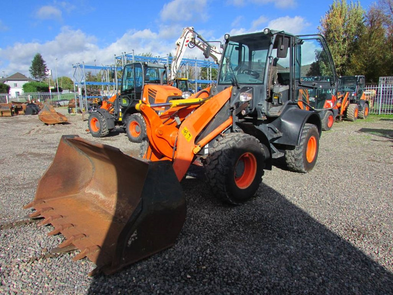 Komatsu WA 100 M-7 Radlader 29.000 EUR - Ελαστιχοφόρος φορτωτής: φωτογραφία 2 Komatsu WA 100 M-7 Radlader 29.000 EUR - Ελαστιχοφόρος φορτωτής: φωτογραφία 2